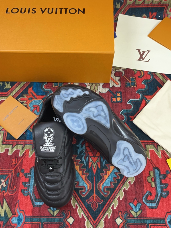 ルイヴィトン靴角部分ディテール